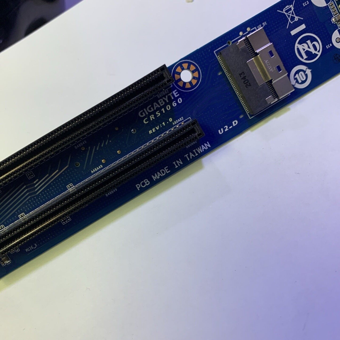 GIGABYTE CRS1060