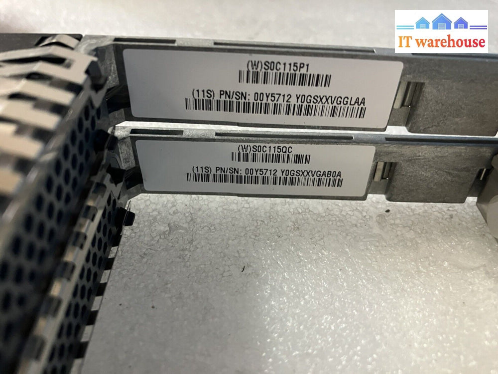 2X Ibm 00Y2518 200Gb Sas Ssd Fru 00Y2413 Pn 00Y5712 W/ Caddy Hvsml4020Ass600 ~