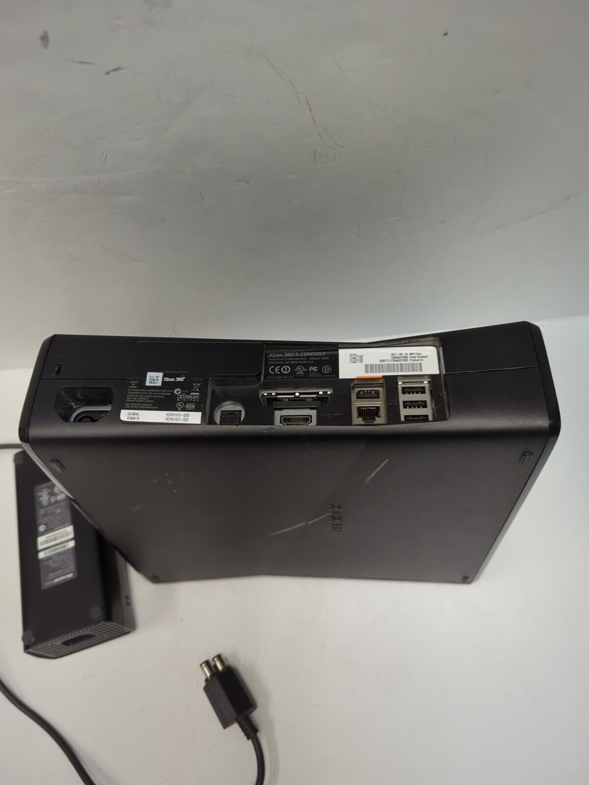 Microsoft Xbox XBOX 360 SLIM 250GB Console Only MODEL 1439 -
