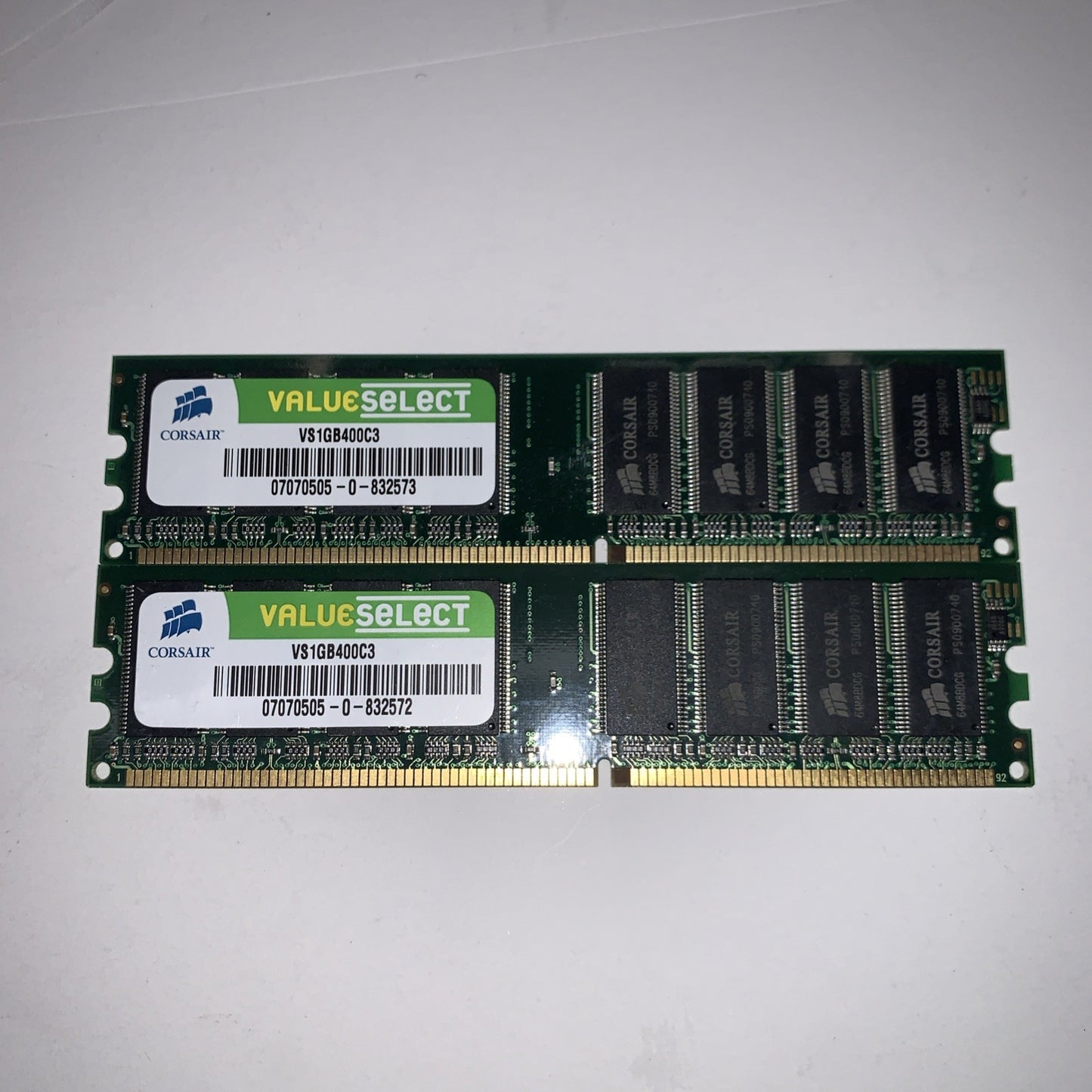 2GB 2x 1GB DDR1 PC3200 400mhz Corsair Value Select desktop PC RAM VS1GB400C3