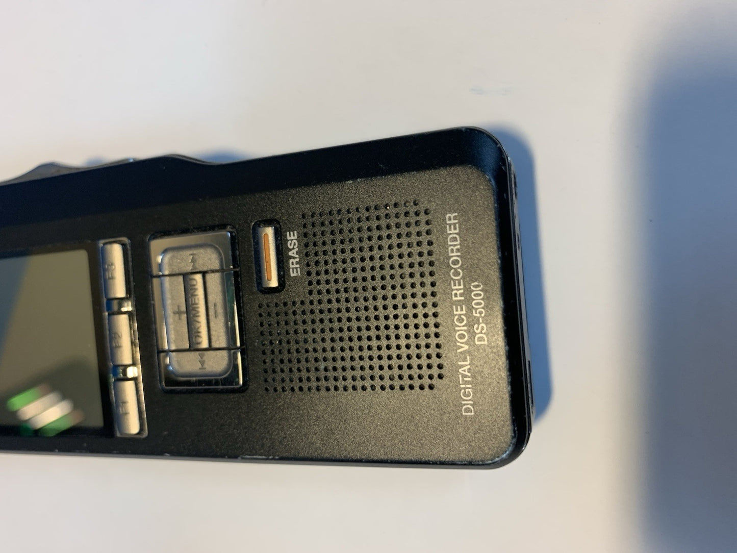 Olympus DS-5000 Digital Voice Recorder Handheld Color Black