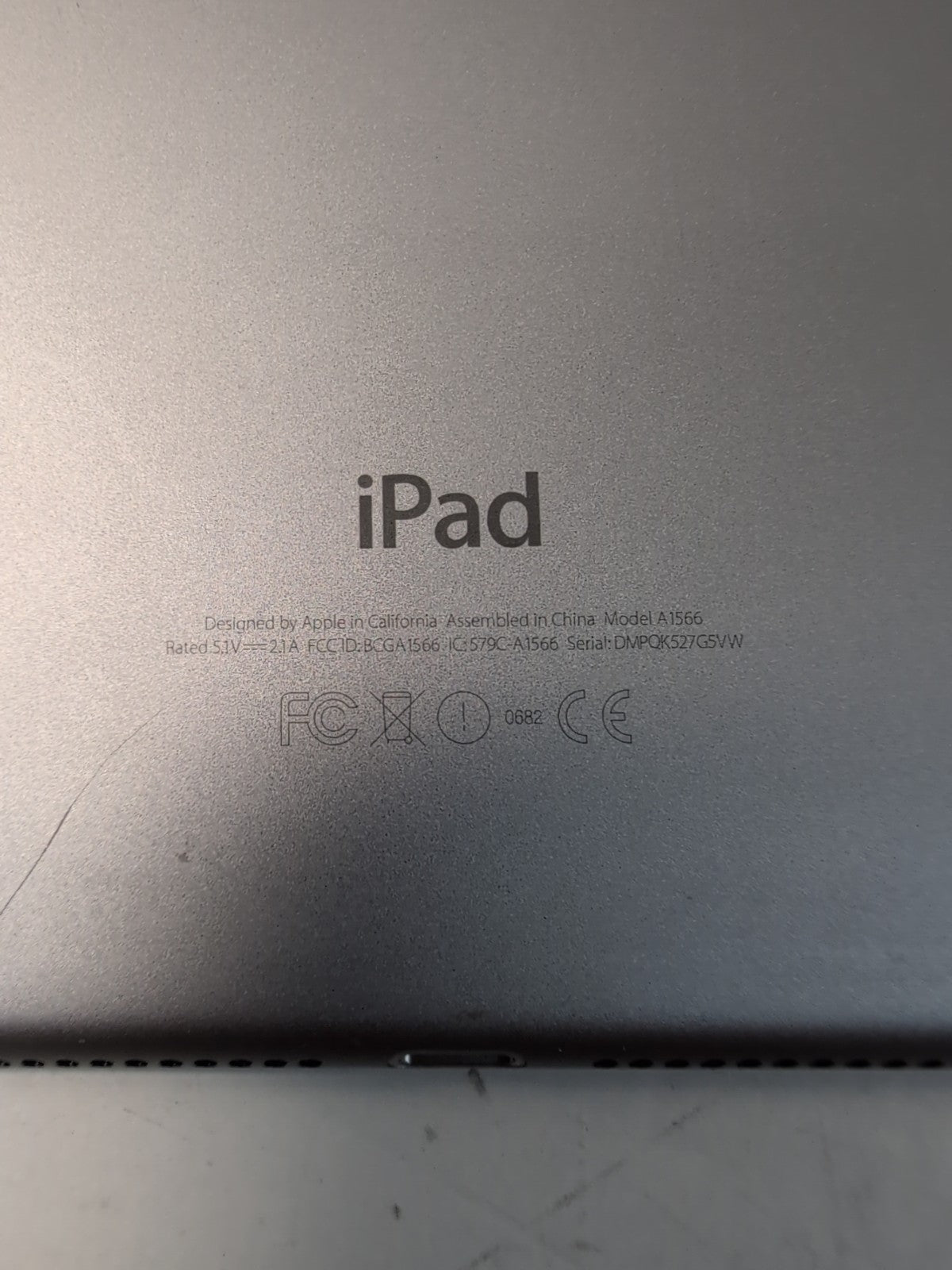 🔥 Apple iPad Air 2nd Gen (A1566) 9.7" /Space Gray/ 64GB Wi-Fi/ OS 15.8 Works -