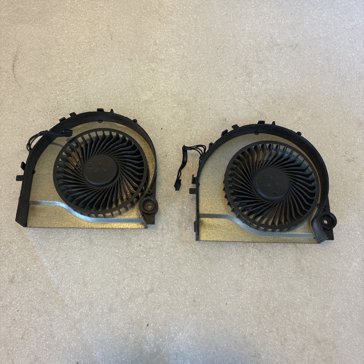 🔥 Thunderobot Storm 15 911-M5 Gaming Laptop CPU Fans Set