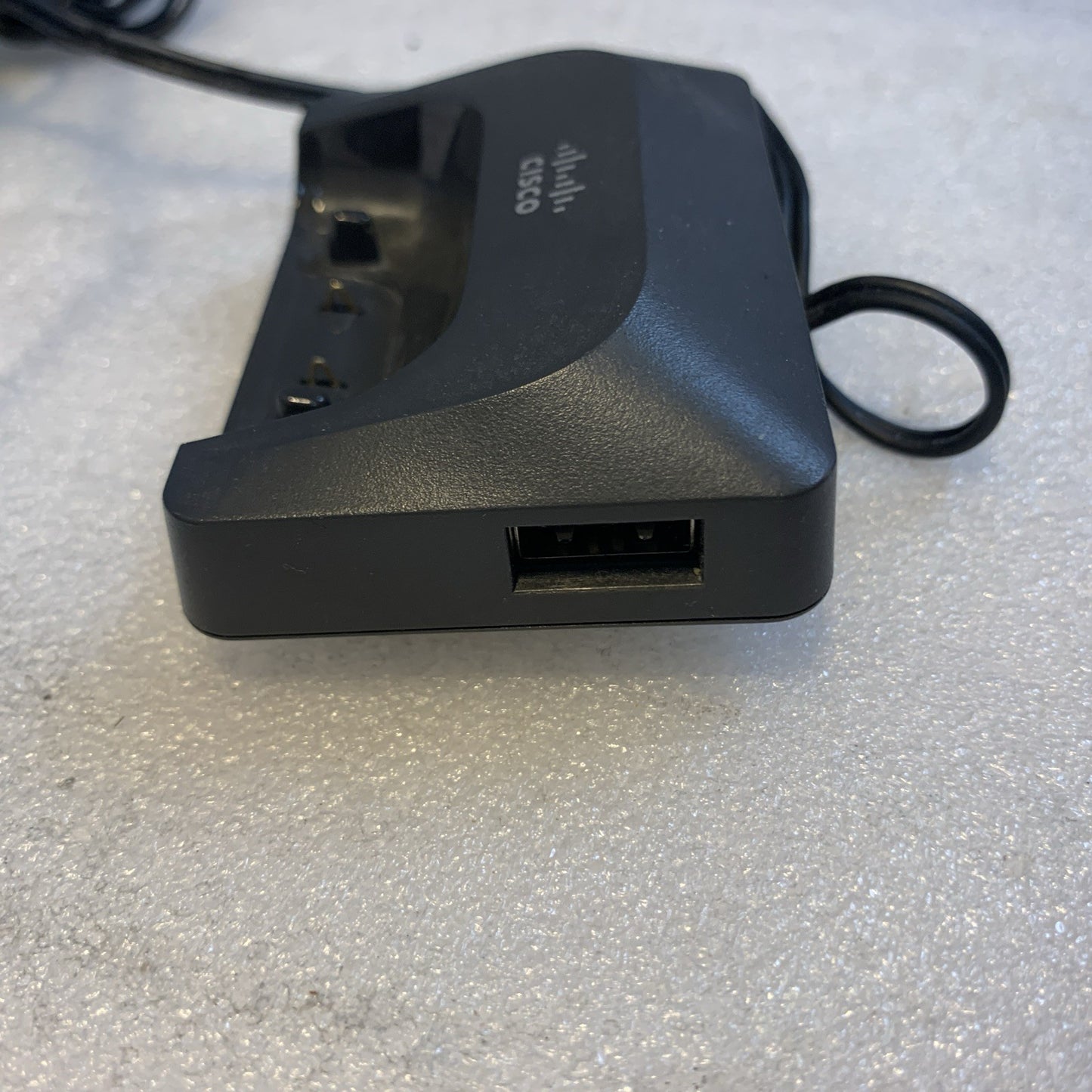 Lot of 2 CP-6825-HC Cisco USB charger deck cradle