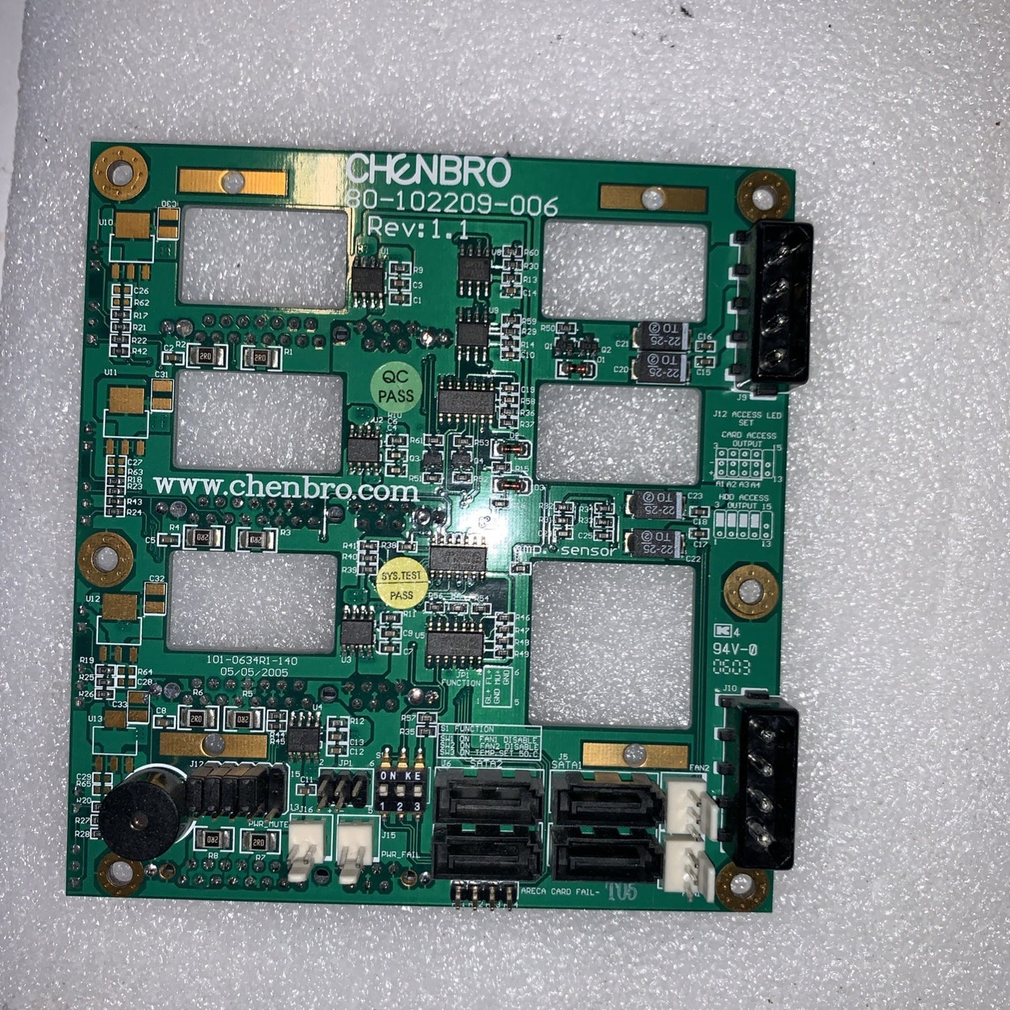 CHENBRO 4xSATA 80-102209-006 BACKPLANE