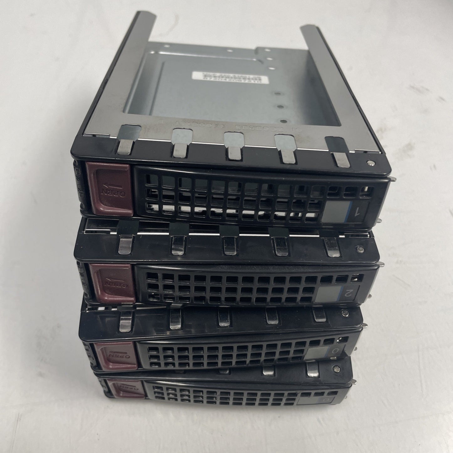Lot of 4 Tool-Less HDD Hard Drive Caddy 01-SC93832 xx00c101+
