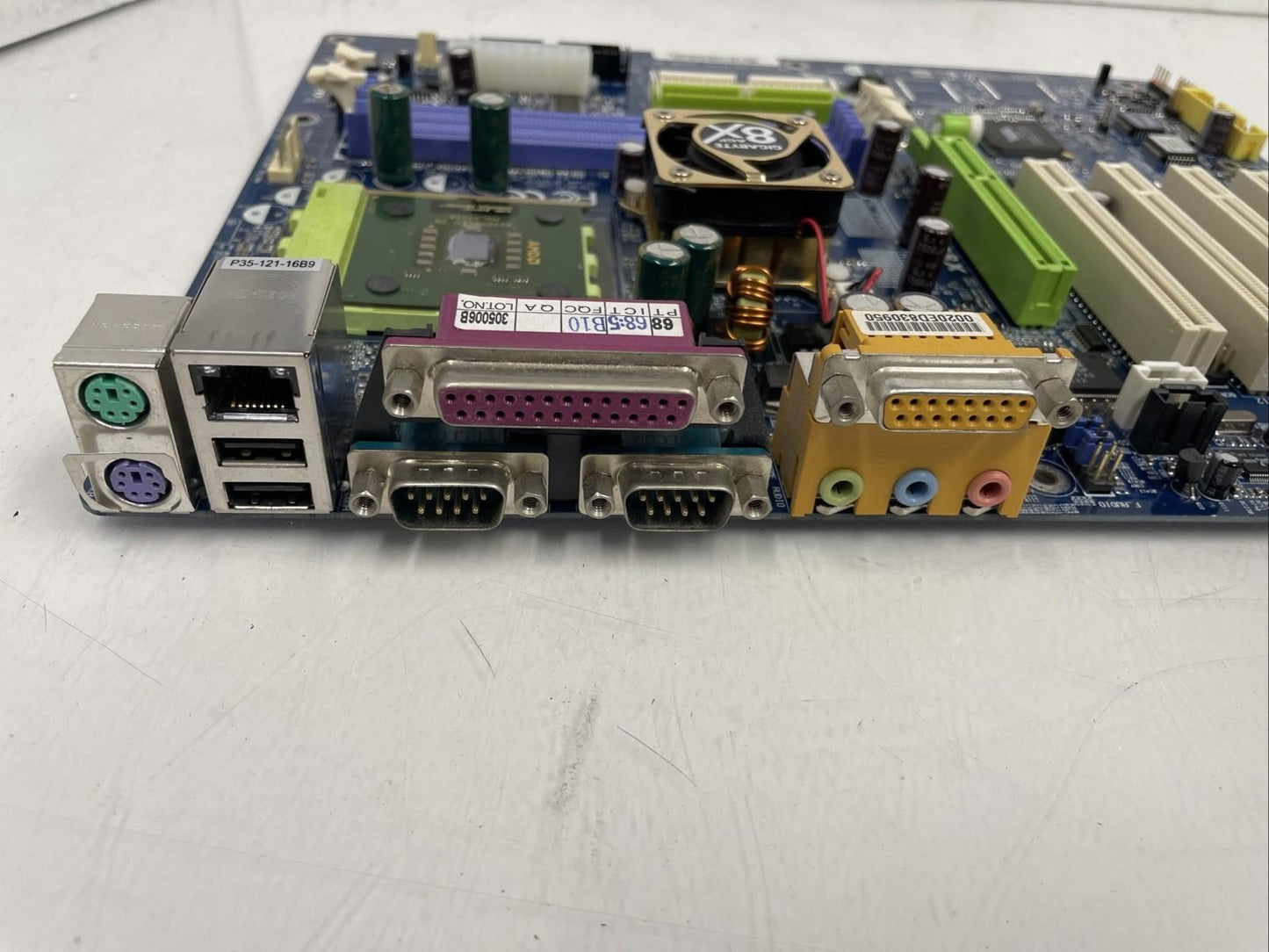 Gigabyte GA-7VAX-AREV: 1.0 Socket 462 / Socket A AMD Motherboard with CPU