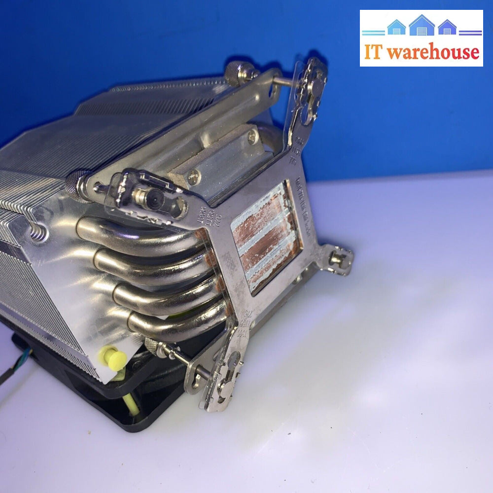 Akasa Venom CPU Heatsink Fan 775/1366/1156 4-pin power cable