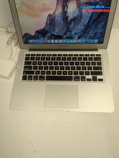 Apple MacBook Air A1466 2015 13.3’’ Intel i5-5250U/4GB DDR3/256GB SSD /OS 10.10