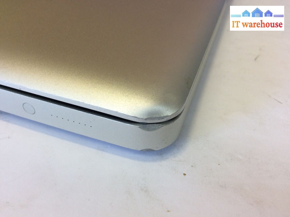Apple MacBook Pro 13”Laptop Mid-2009 A1278 C2D P7550 2.26GHz 2GB For parts(as is