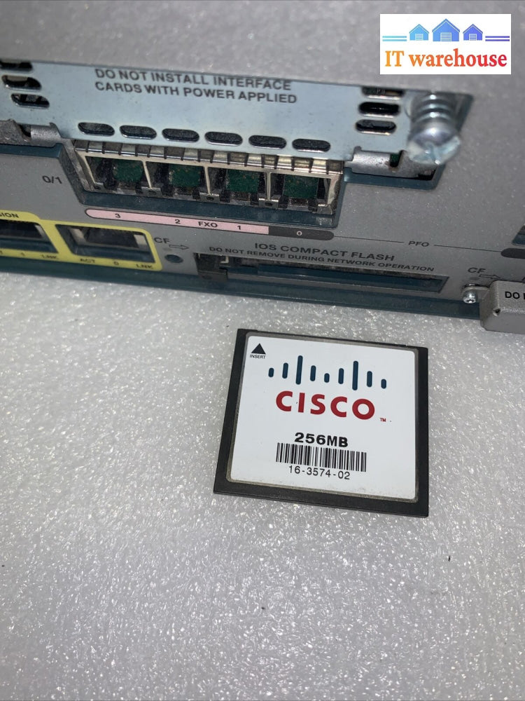 Cisco Unified Communications 500 Uc560 Uc560-T1E1-K9 V02 With Fxo T1/E1