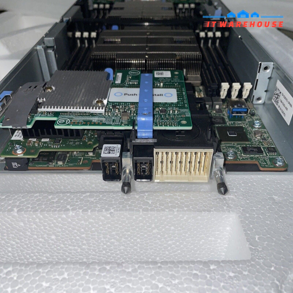 DELL POWEREDGE FC640 Server (memory and hard drives not included)