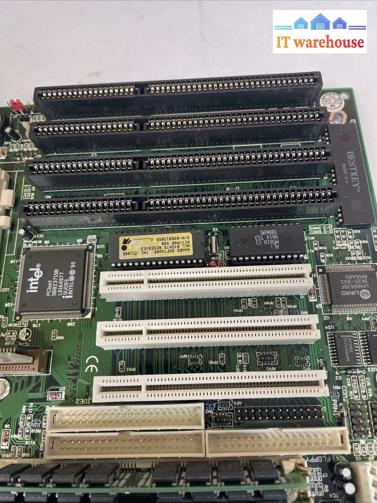 Elpina Topsearch 2196-2765 Socket 7 Motherboard W/ Cpu & 4X8Mb Edo Memory