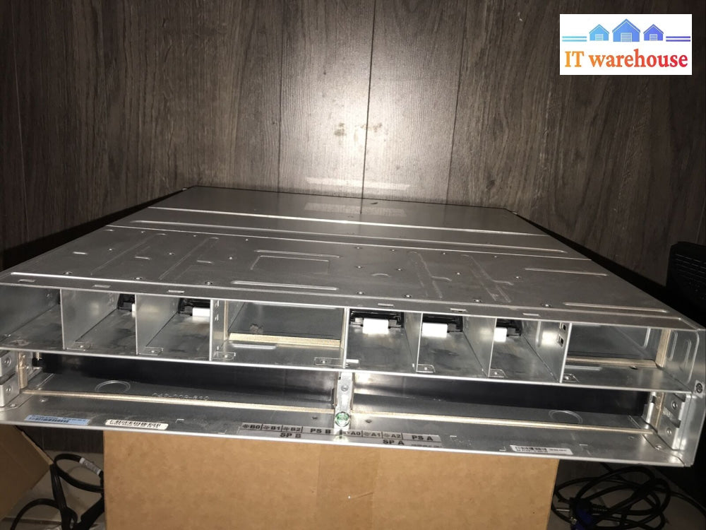 Emc 2 Vnxe 3200 Sas 3.5 Inch Hard Drive Case Enclosure Only