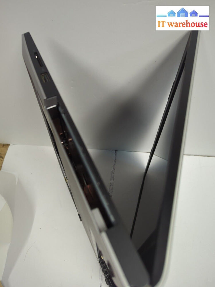 (For Parts) DELL INSPIRON 17 5000 SERIES laptop (Service Tag: D6L6B12)