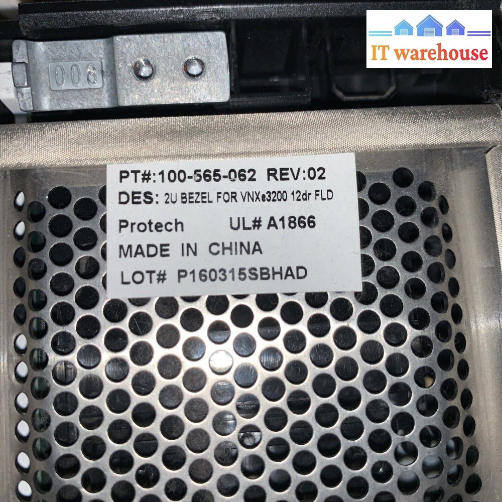 Front cover ~ EMC DRIVE ARRAY VNXE3200 BPE12