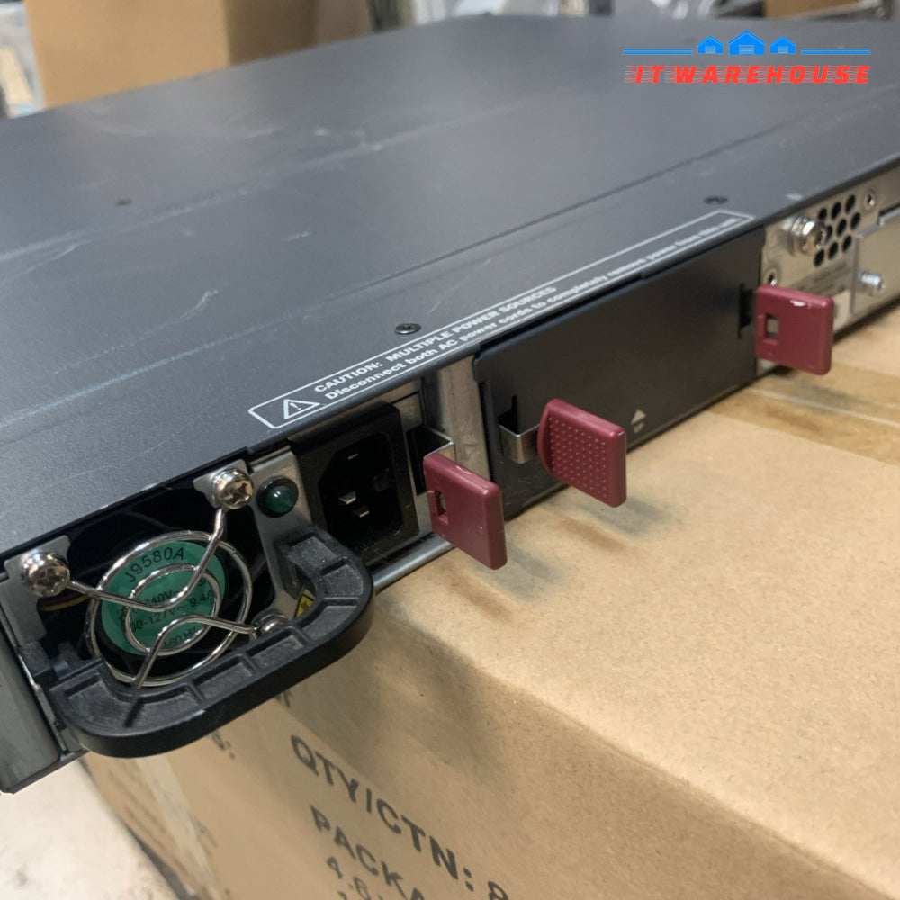 HP J9573A E3800-24G-2SFP + Switch 1 x J9577A 4-port Stacking Module