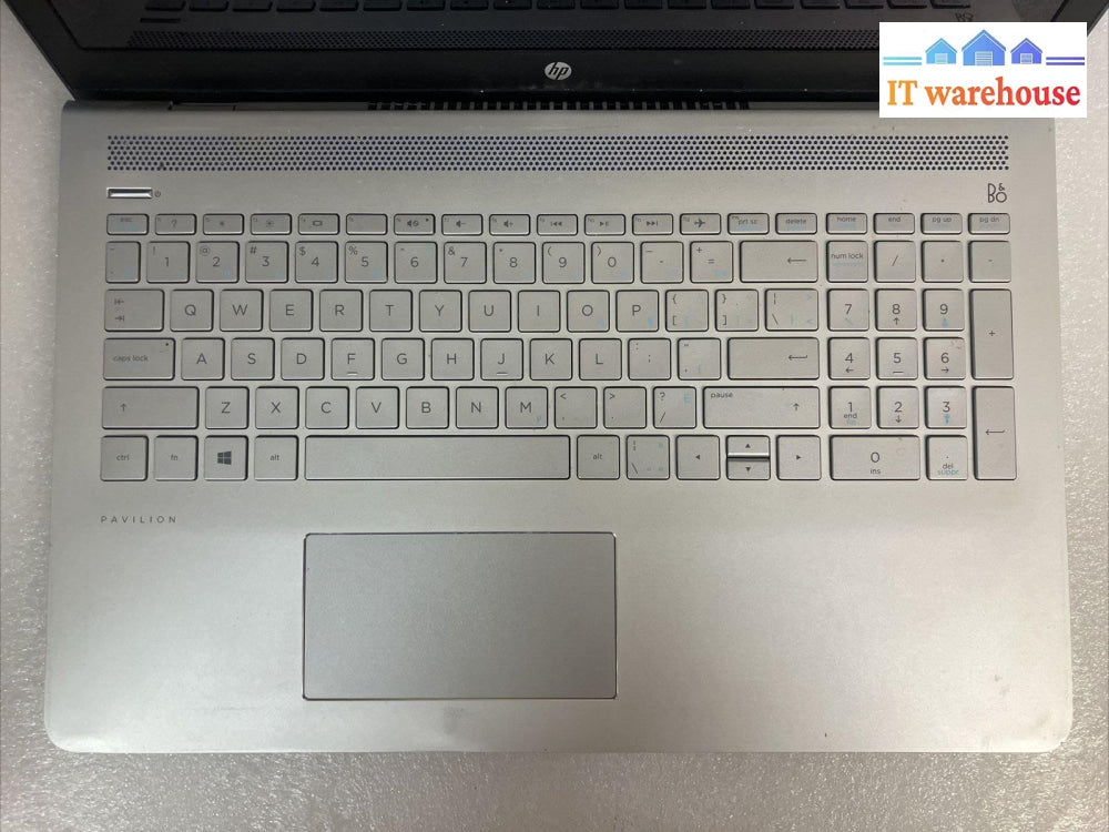 Hp Pavilion 3168Ngw 15.6’ Laptop 15-Cd007Ca (Bad Screen For Parts Read) ~