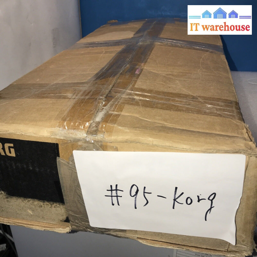 Korg Microkorg 37 Keys Analog Modeling Synthesizer W/ Mic