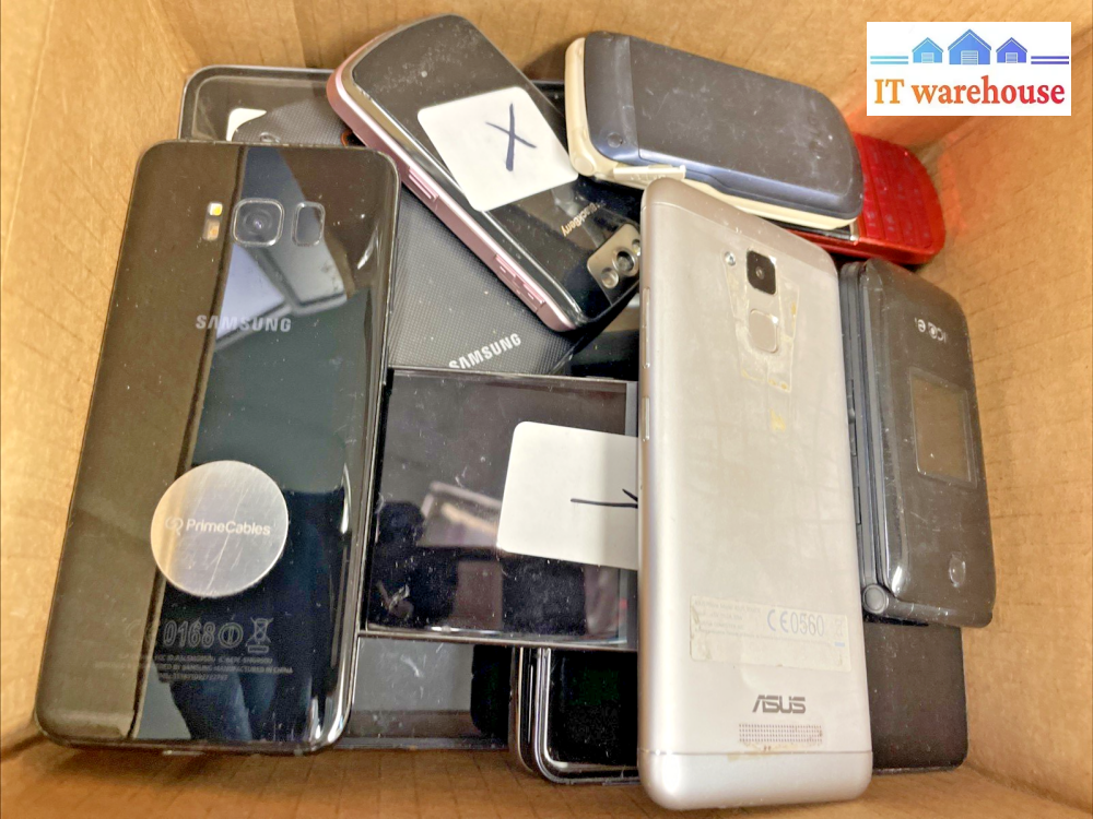 (Lot of 20) mixed brand cell phones for gold scrap, parts +