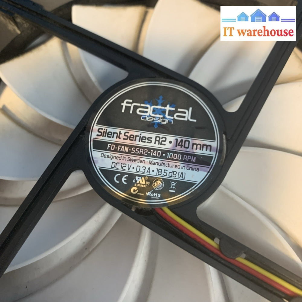 Lot of 3 fractaLSilent Series R2-140 mmFD-FAN-SSR2-140•1000 RPM case fan