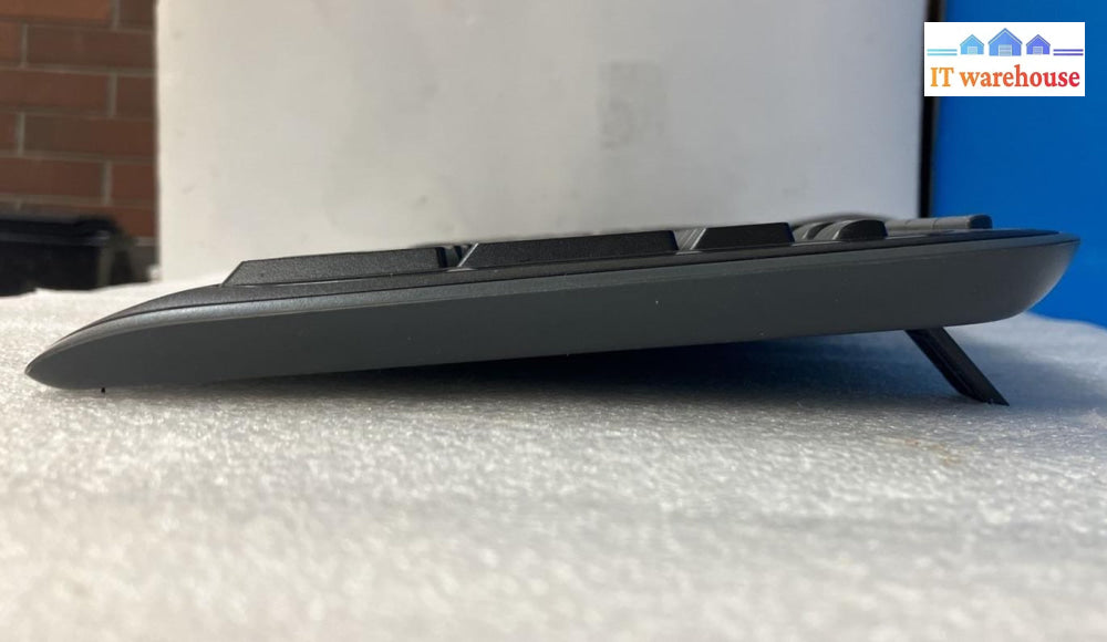 ~ (Lot Of 6) Grade-A Logitech Wireless Keyboard Y-R0067 820-008582 No Receiver