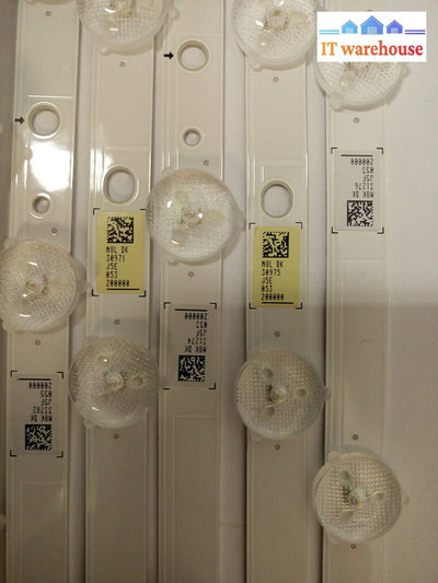 - N8L Dk 30975 J5E 053 200000 Led Light