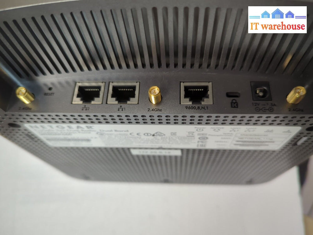 Netgear Prosafe Wndap660 3X3 Dual Band Wireless Access Point + Bracket (No Ac) -