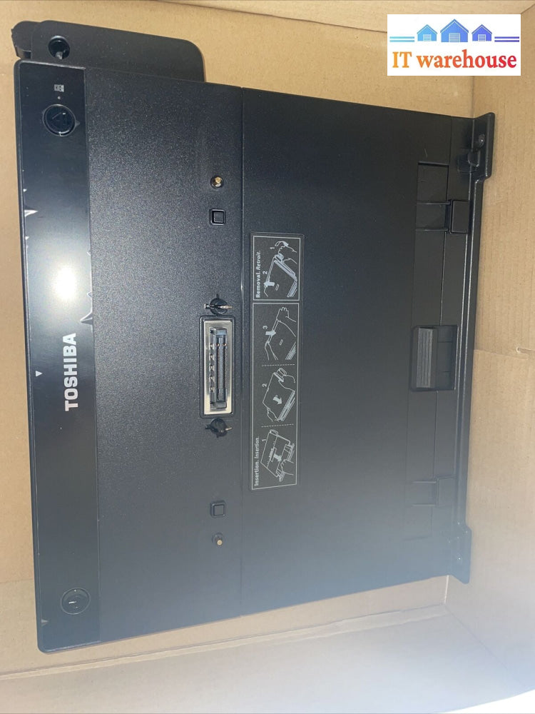 New ~ Toshiba Express Port Replicator Ii Pa3680C-1Prp Docking Station