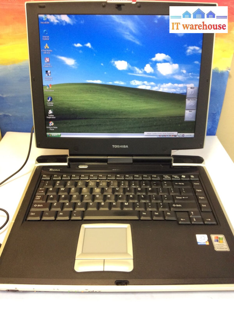 TOSHIBA TECRA A1 15”Laptop Intel Pentium 4 2.4GHz 725MB RAM 30GB HDD Win XP