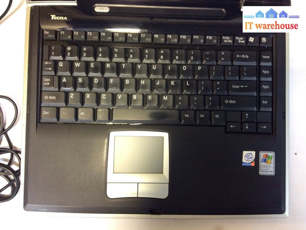 TOSHIBA TECRA A1 15”Laptop Intel Pentium 4 2.4GHz 725MB RAM 30GB HDD Win XP