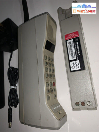 Vintage MOTOROLLA Brick Cell Phone