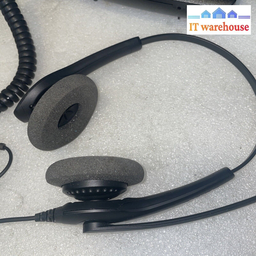 Yealink Sip-T21P E2 Dual-Line Entry Level Ip Phone + Headset