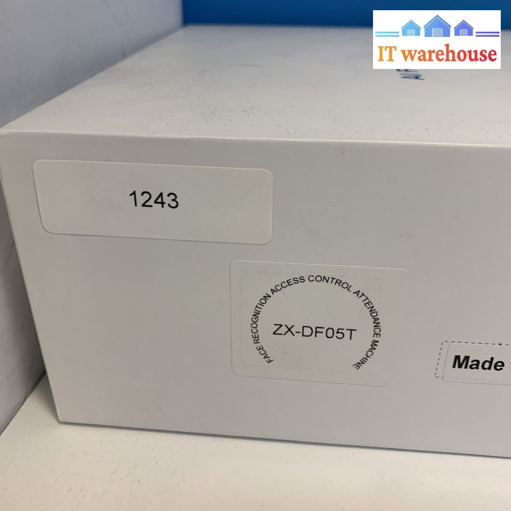 ZX-DF05T AI Facial Recognition Body Temperature and Clock In/Out Interface
