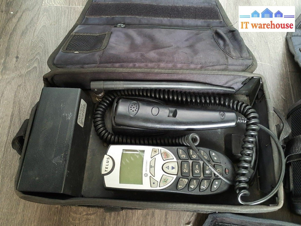 *1 x motorola M800 Digital CDMA Bag Phone Black F289603NAAD (Telus)