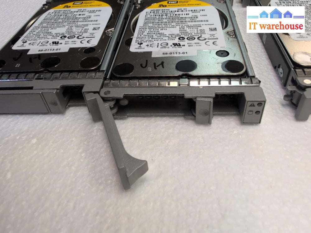 10x WD XE WD3001BKHG 300 GB SAS 2.5"  Server Drive W/Caddy A03-D300GA2 Tested -