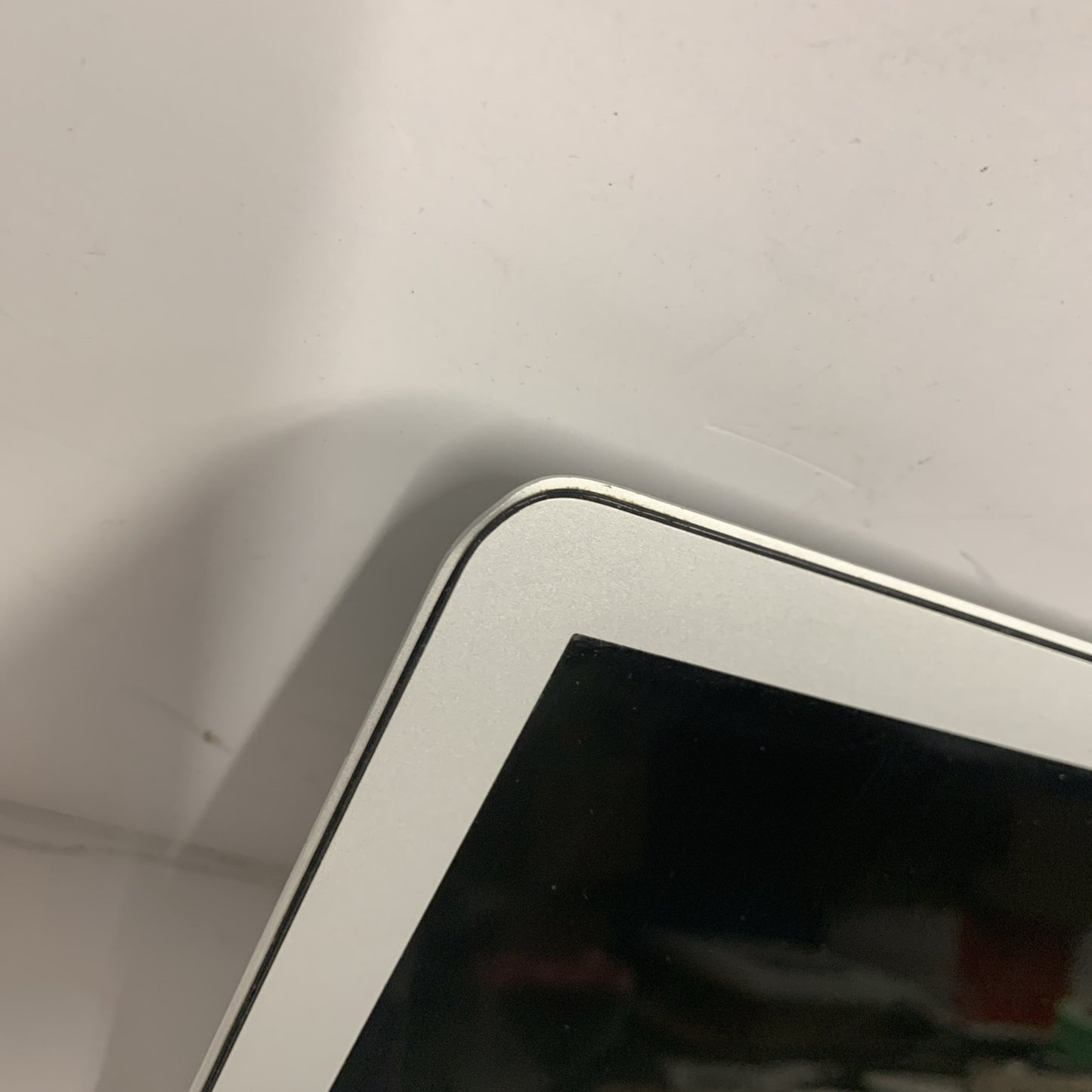 Apple MacBook Air A1466 2015 Core i5-5250U 1.6GHz 4GB RAM 256GB SSD OS X 10.13