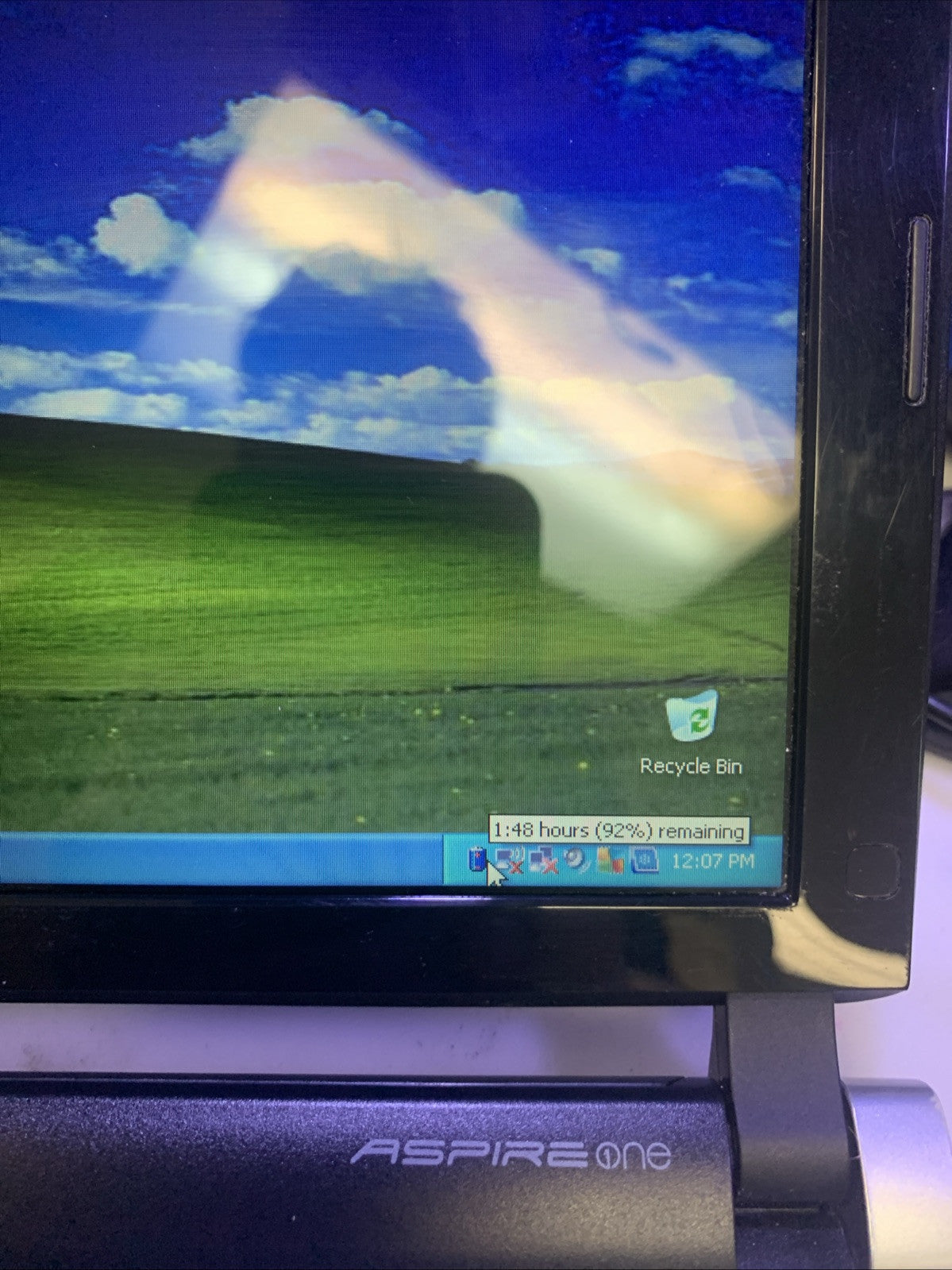 Nice ~ mini Acer notebook Aspire one Atom N270 1.60GHZ 1GB 160GB Windows XP home
