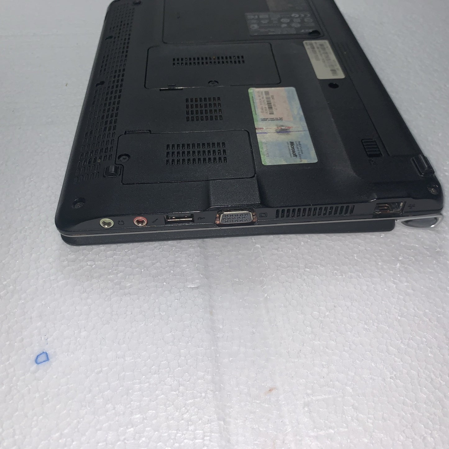 Nice ~ mini Acer notebook Aspire one Atom N270 1.60GHZ 1GB 160GB Windows XP home