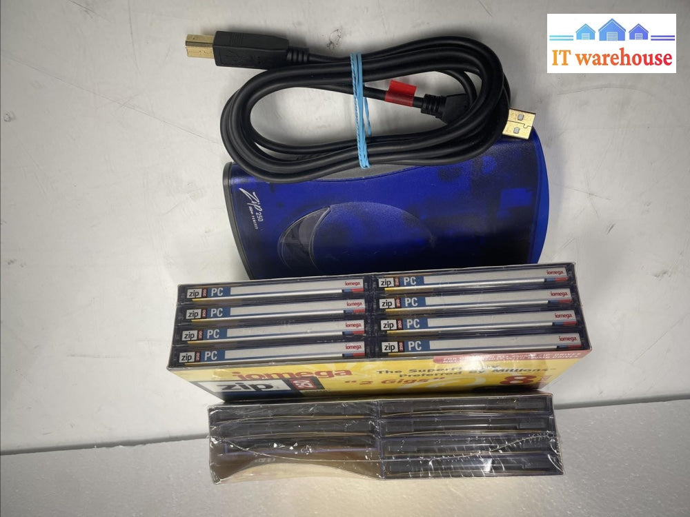 15X iomega Zip 250M Disks with ZIP 250 USB Drive 30957500 and cable +