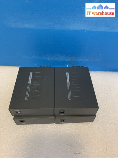 (1x)  Planet GT-802 V3 10/100/1000Base-T Gigabit Ethernet Converter + AC adaper