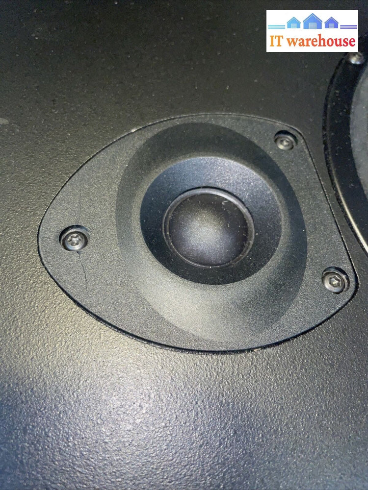 (1x)   TRIAD Inwall Omni Plus 6’’ Speaker (41.5*27.3*10cm)