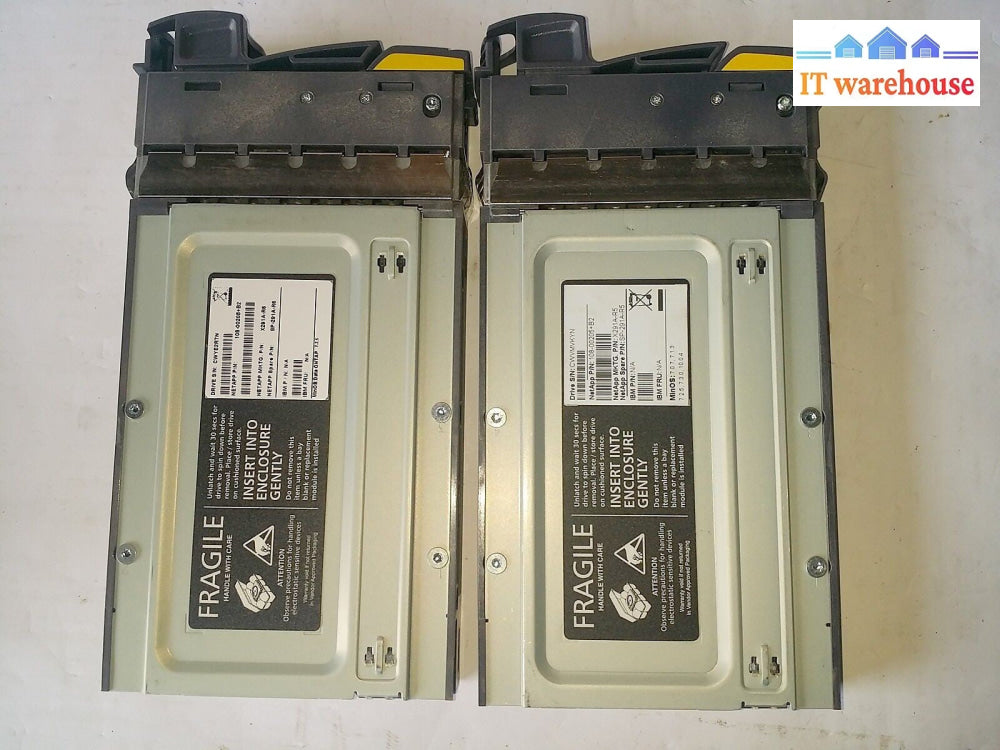 2 x NetApp HGST HUS156045VLF400 108-00205 450GB 3.5" 15K FC  NA00 w/ Tray# @@@