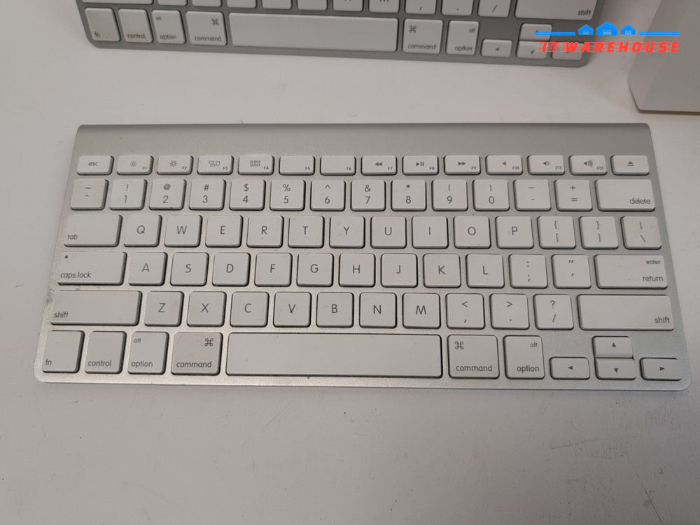 2x Apple Model A1314  Wireless Silver Mini Keyboards With Box Tested -