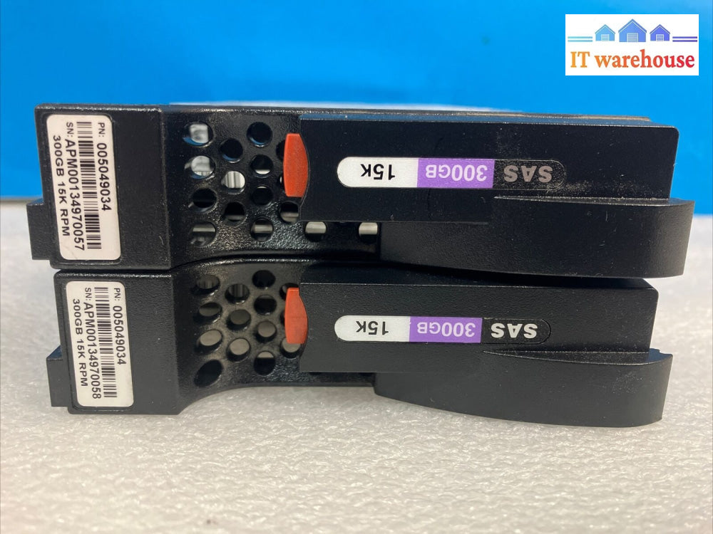 2X Hgst Hus156030Vls600 300Gb 15K 3.5’ Sas Hdd P/N 0B24479 W/ Caddy 005049034 ~