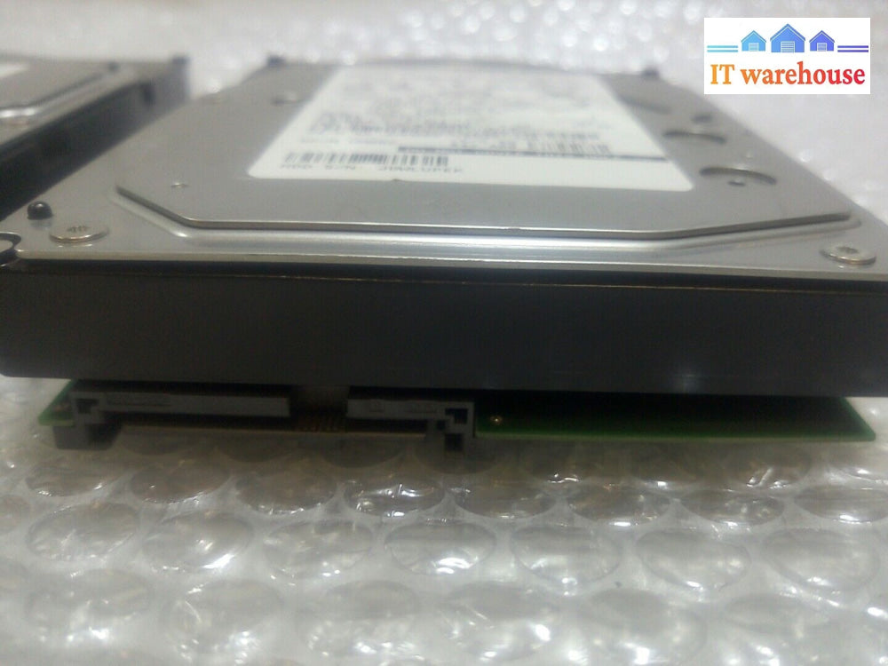 - 2x Hitachi Ultrastar 147GB 15000RPM SAS HDD HUS151414VLS300 0B20915 0UM902 @@@