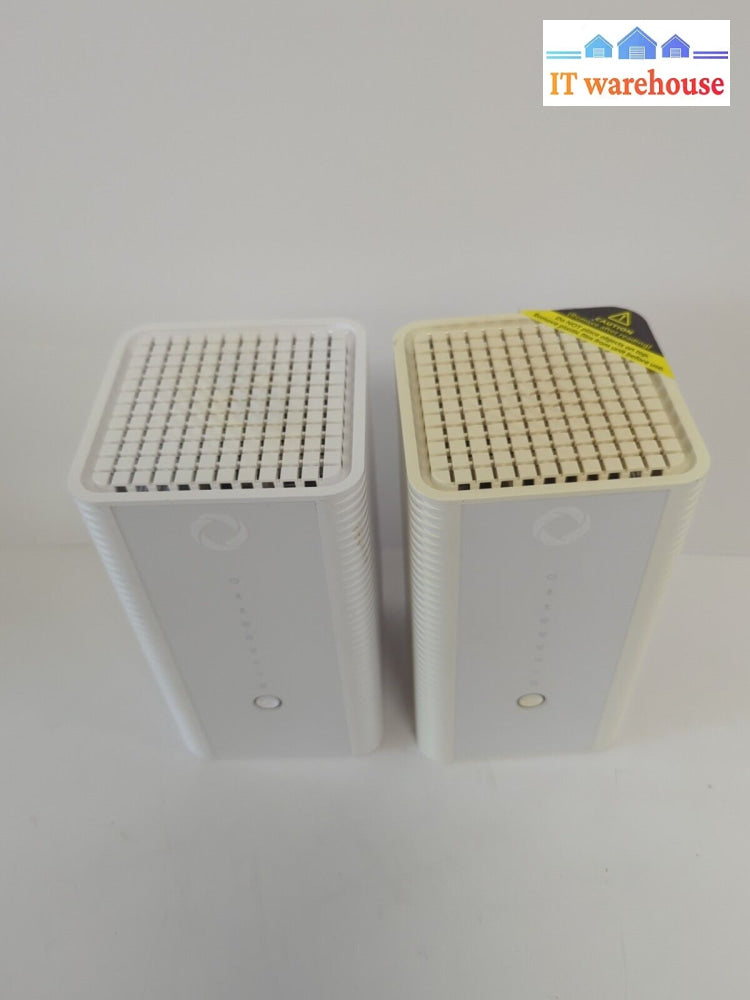 2x Hitron CODA-4582 DOCSIS 3.1 Wi-Fi Gateway Modem Router Combo