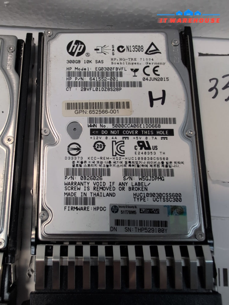 2x HP 432320-001 641552-001 2.5" 300GB 10K 0B26026 SAS Hard Drive With Caddy -