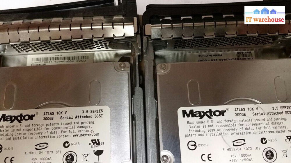 - 2x Maxtor Atlas 300GB SAS 10K RPM 3.5" Hard Drive  G8774  w/Tray @@@