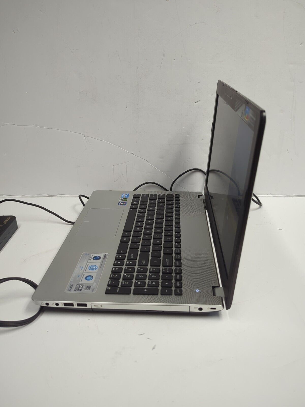 (GRADE A) ASUS N56V 15.6" Laptop Intel i7-3610QM CPU/16GB RAM/240GB SSD/Win 10 -